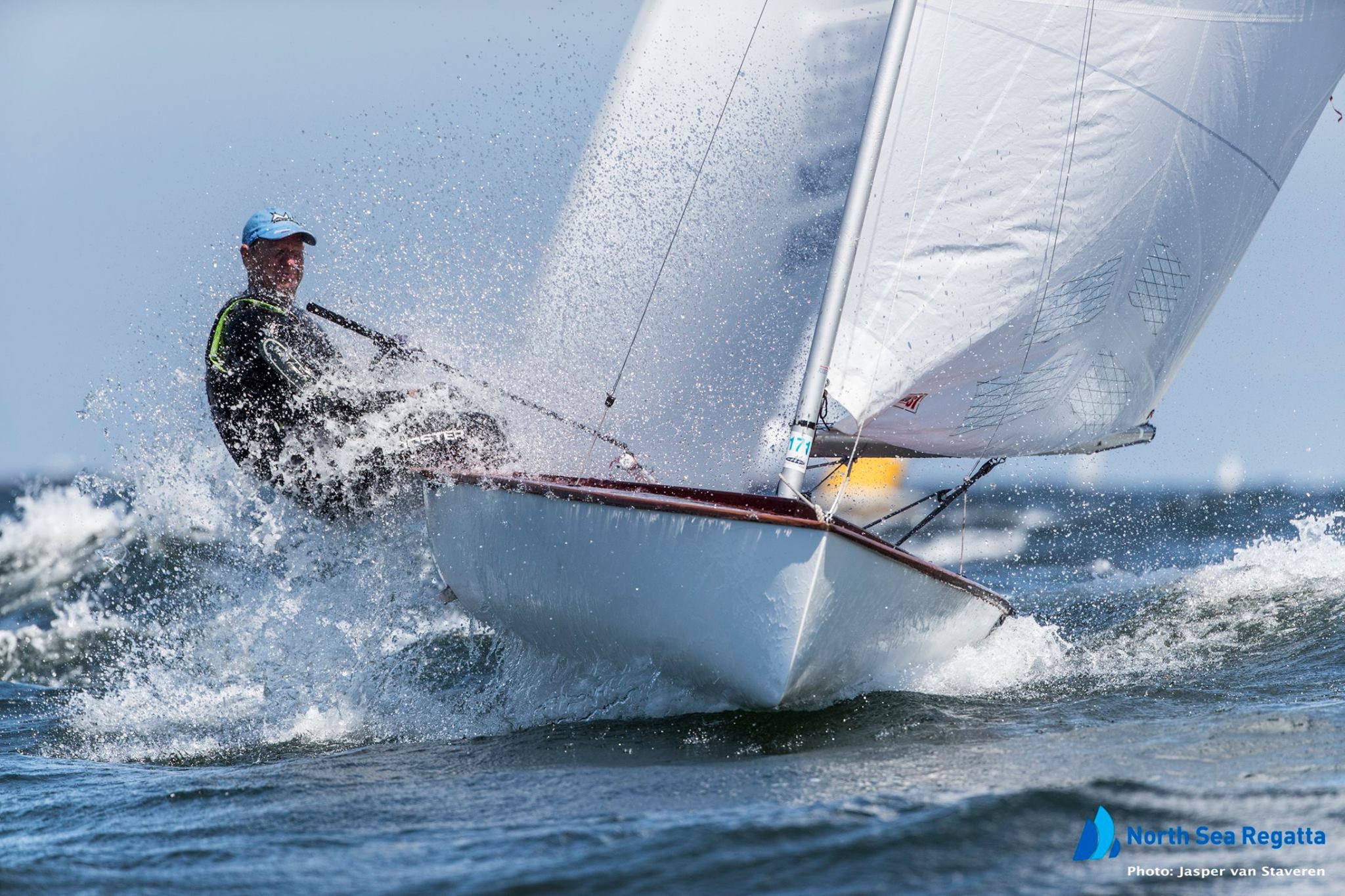 De Olympiajol schittert op de North Sea Regatta.