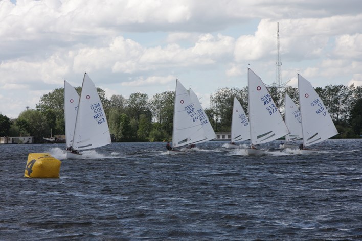 VIKING ZEILWEDSTRIJD ERTVELDPLAS O-JOL 30 MEI 2015_0094