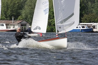 VIKING ZEILWEDSTRIJD ERTVELDPLAS O-JOL 30 MEI 2015_0179