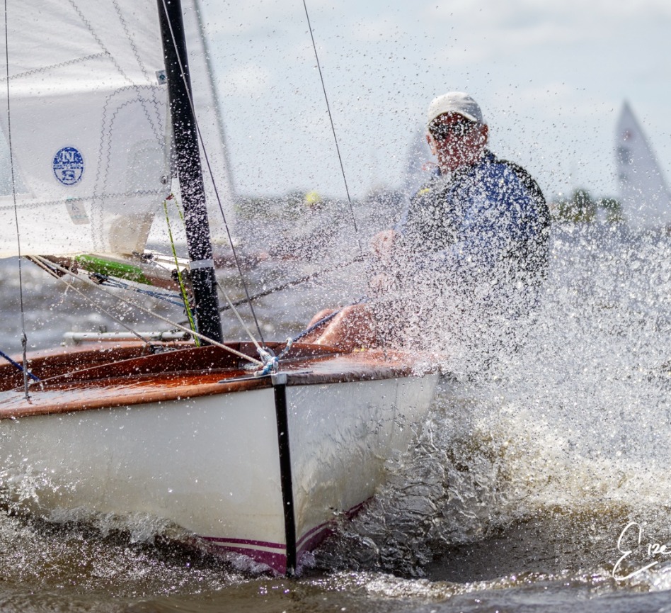 Aangeboden: Olympia Jol NED 678